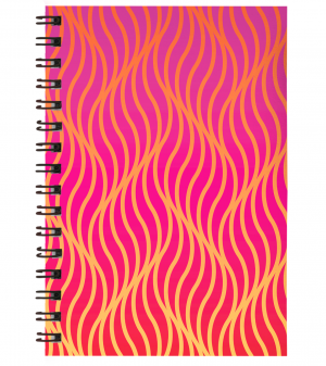 Caderno Universitário 014 Capa Dura em Papel Paraná / Miolo no 75grs 27,5 x 20 cm Miolo 1x1 | Capa 4x0 Capa UV Total Encadernação Wire-o 100 folhas (Não personalizamos o miolo).