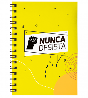 Caderno Universitário 045 Capa Dura em Papel Paraná / Miolo no 75grs 27,5 x 20 cm Miolo 1x1 | Capa 4x0 Capa UV Total Encadernação Wire-o 100 folhas (Não personalizamos o miolo).